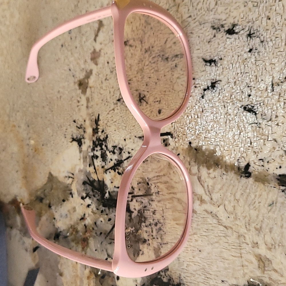 Gucci - Picture 3 of 5